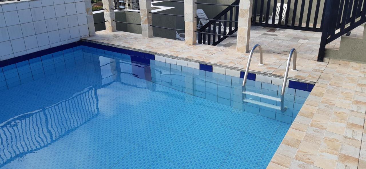 Praia Guarujá: Beachside Retreat with Pool and Flexible Check-in Exterior photo